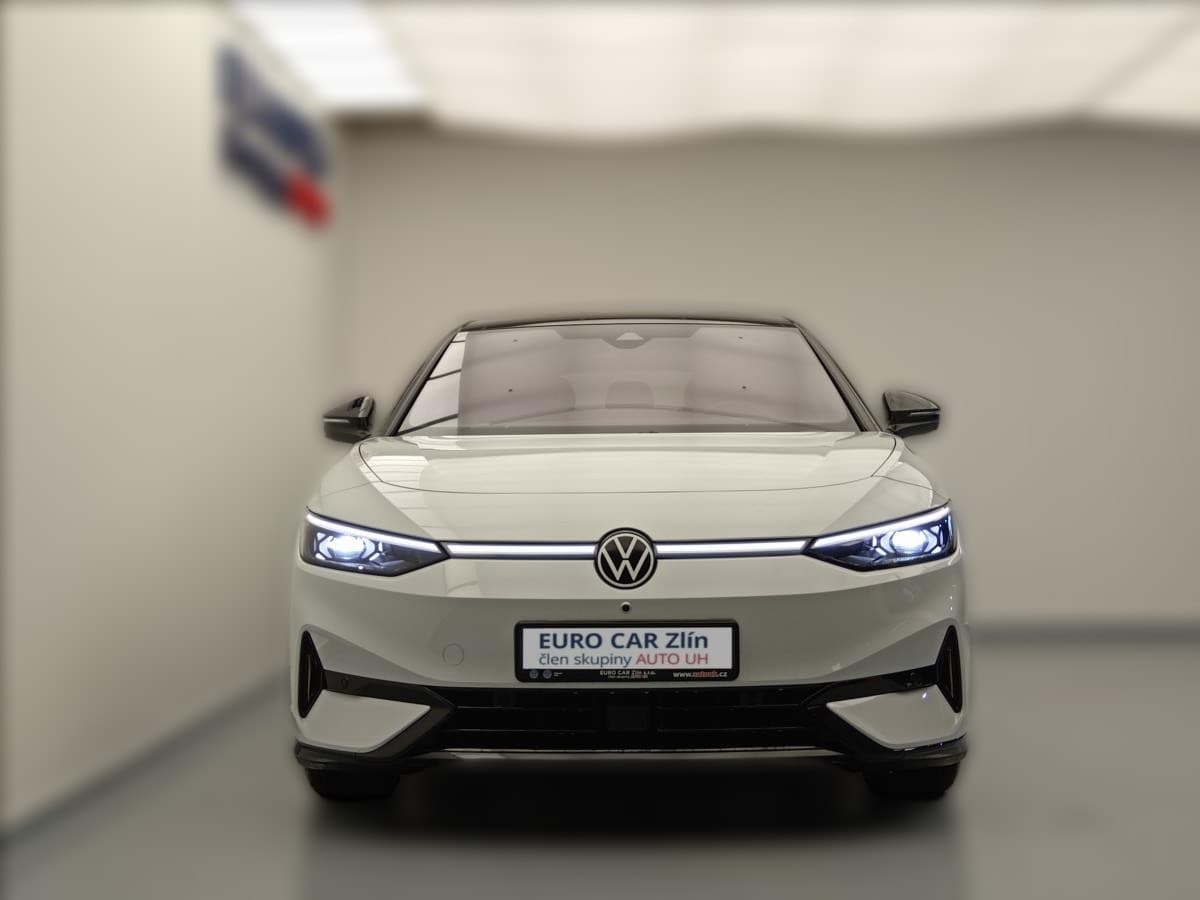 2024 Volkswagen ID.7 - 15 100 km - Fotka 1
