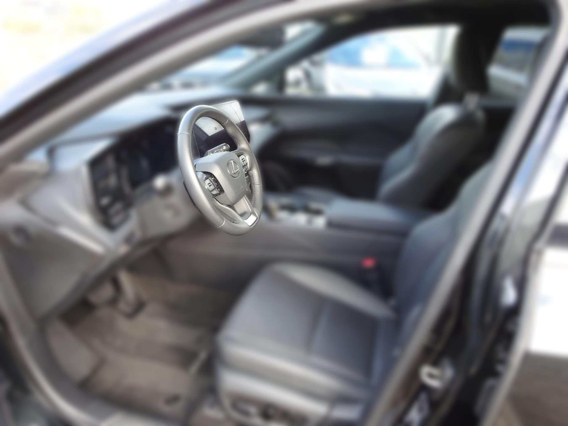 2024 Lexus RX 450h plus - 14 873 km - Fotka 1