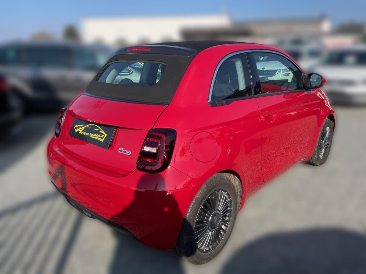 2022 Fiat Fiat 500e - 5 650 km - Fotka 1