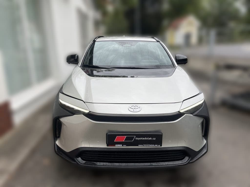 2022 Toyota Toyota bZ4X - 15 000 km - Fotka 1