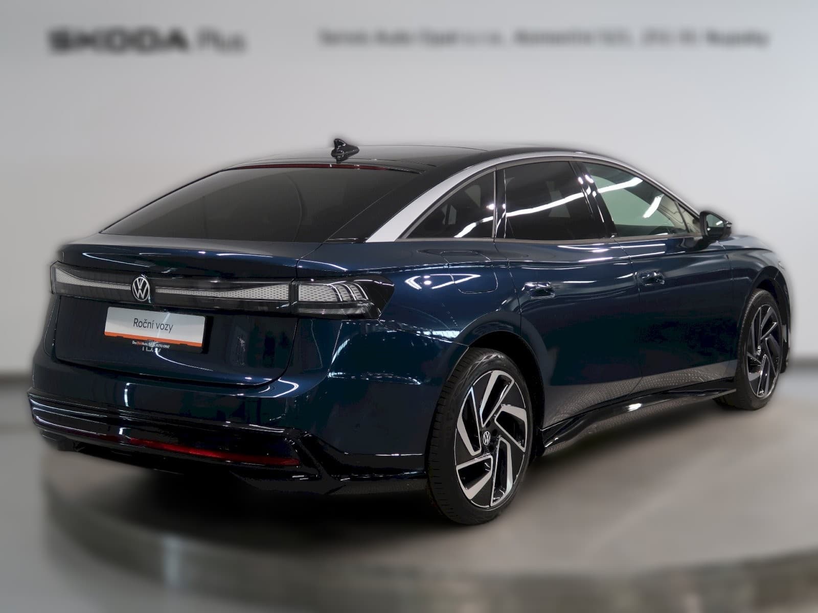 2024 Volkswagen ID.7 PRO - 30 045 km - Fotka 1