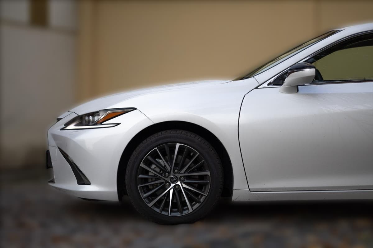 2024 Lexus ES 300h - 14 876 km - Fotka 1