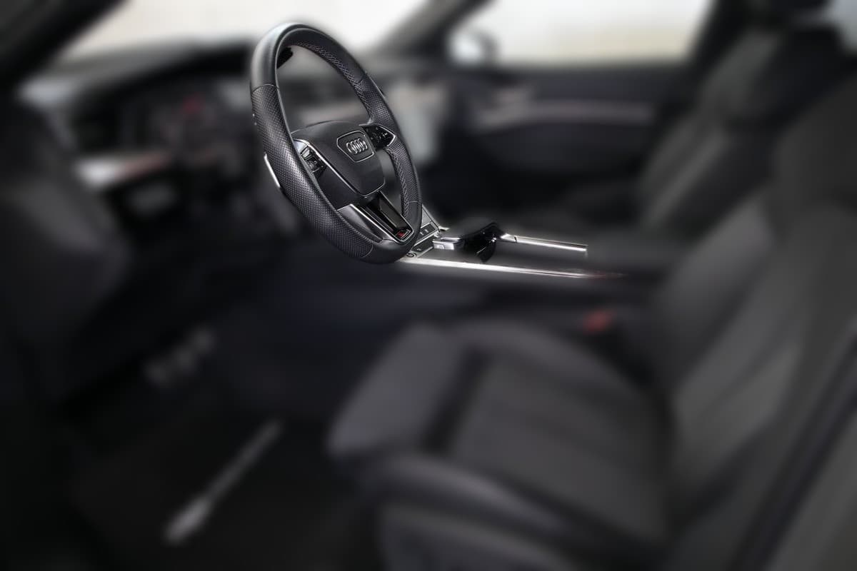 2023 Audi Q8 - 25 940 km - Fotka 1