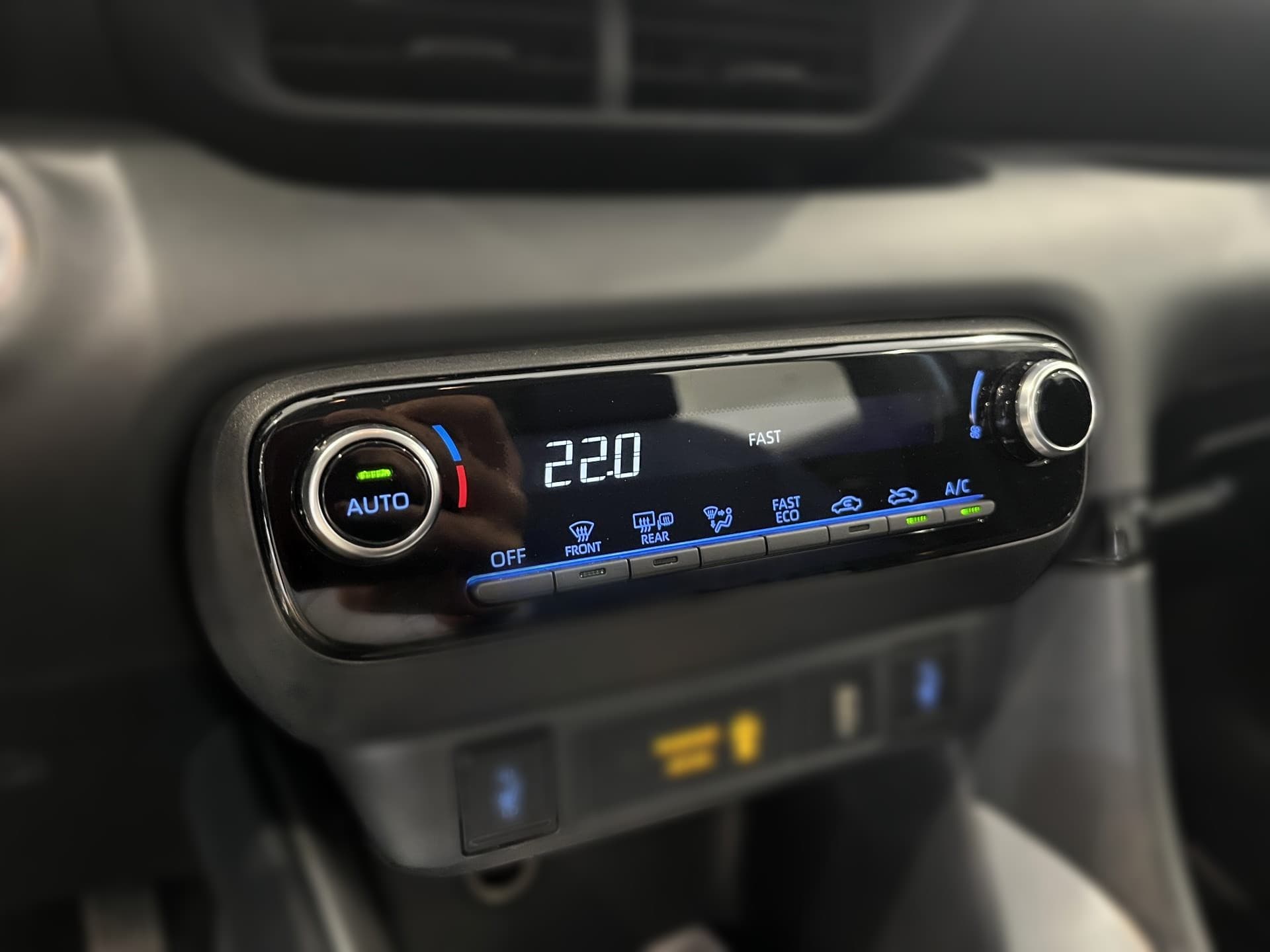 2024 Mazda 2 - 19 800 km - Fotka 1