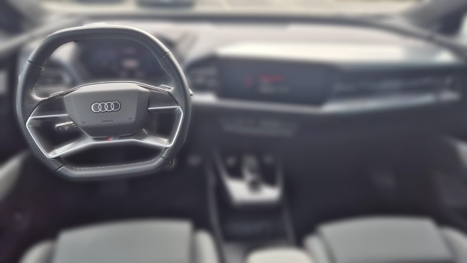 2024 Audi Audi Q4 e-tron - 12 986 km - Fotka 1