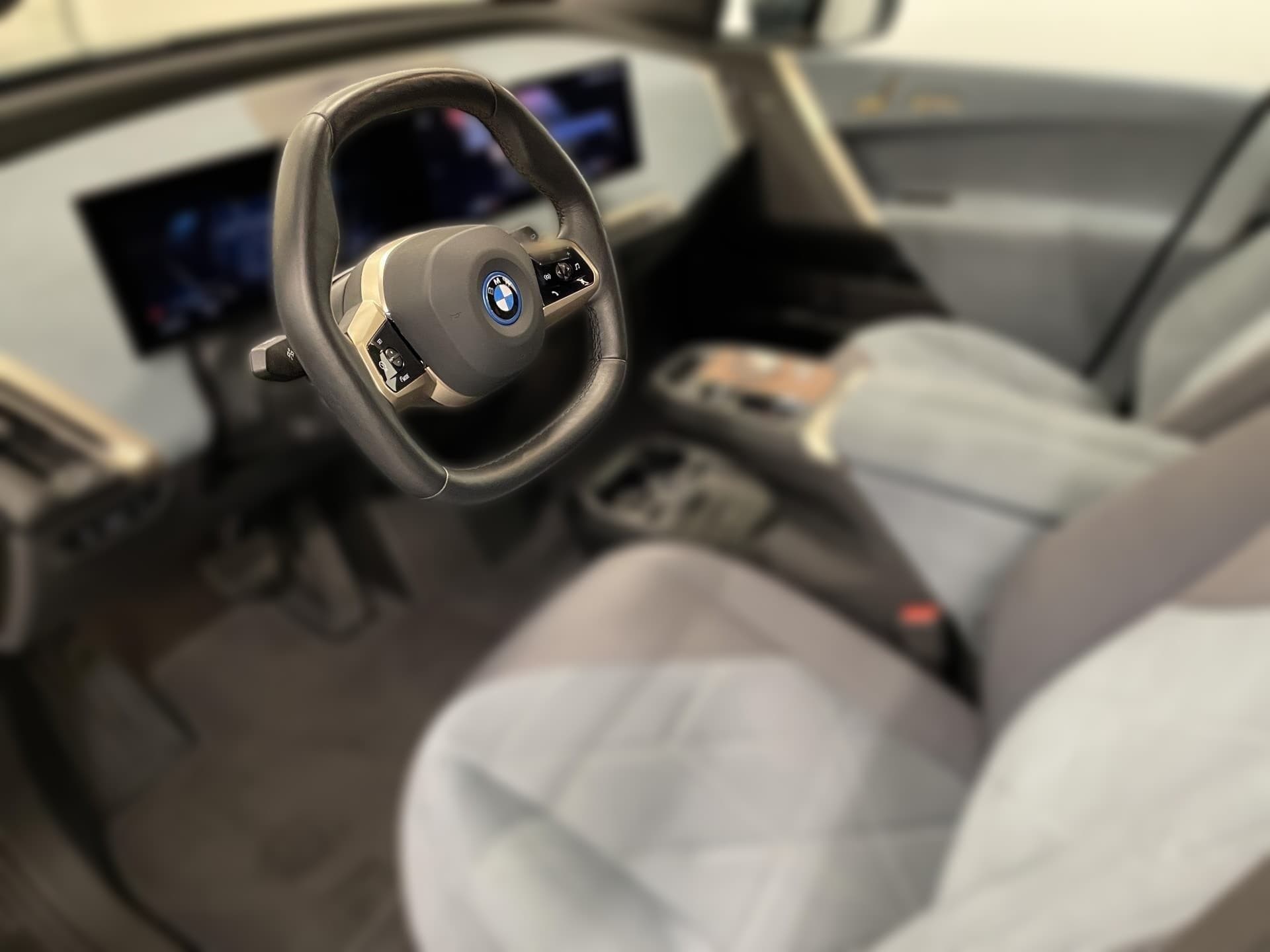 2023 BMW iX - 11 852 km - Fotka 1
