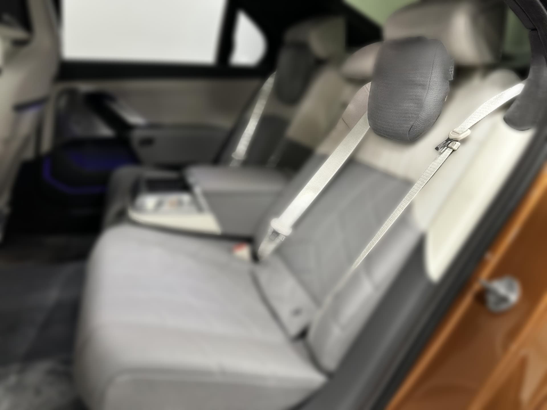 2024 BMW i7 M70 xDrive Sedan - 18 363 km - Fotka 1
