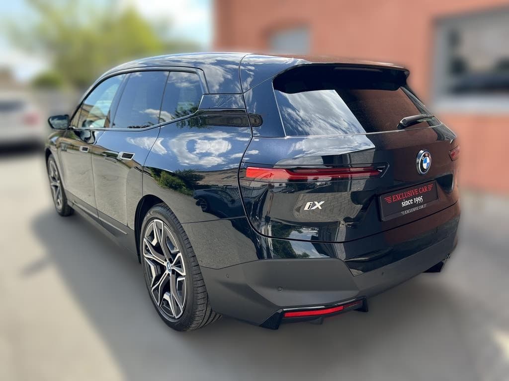 2021 BMW iX - 10 000 km - Fotka 1