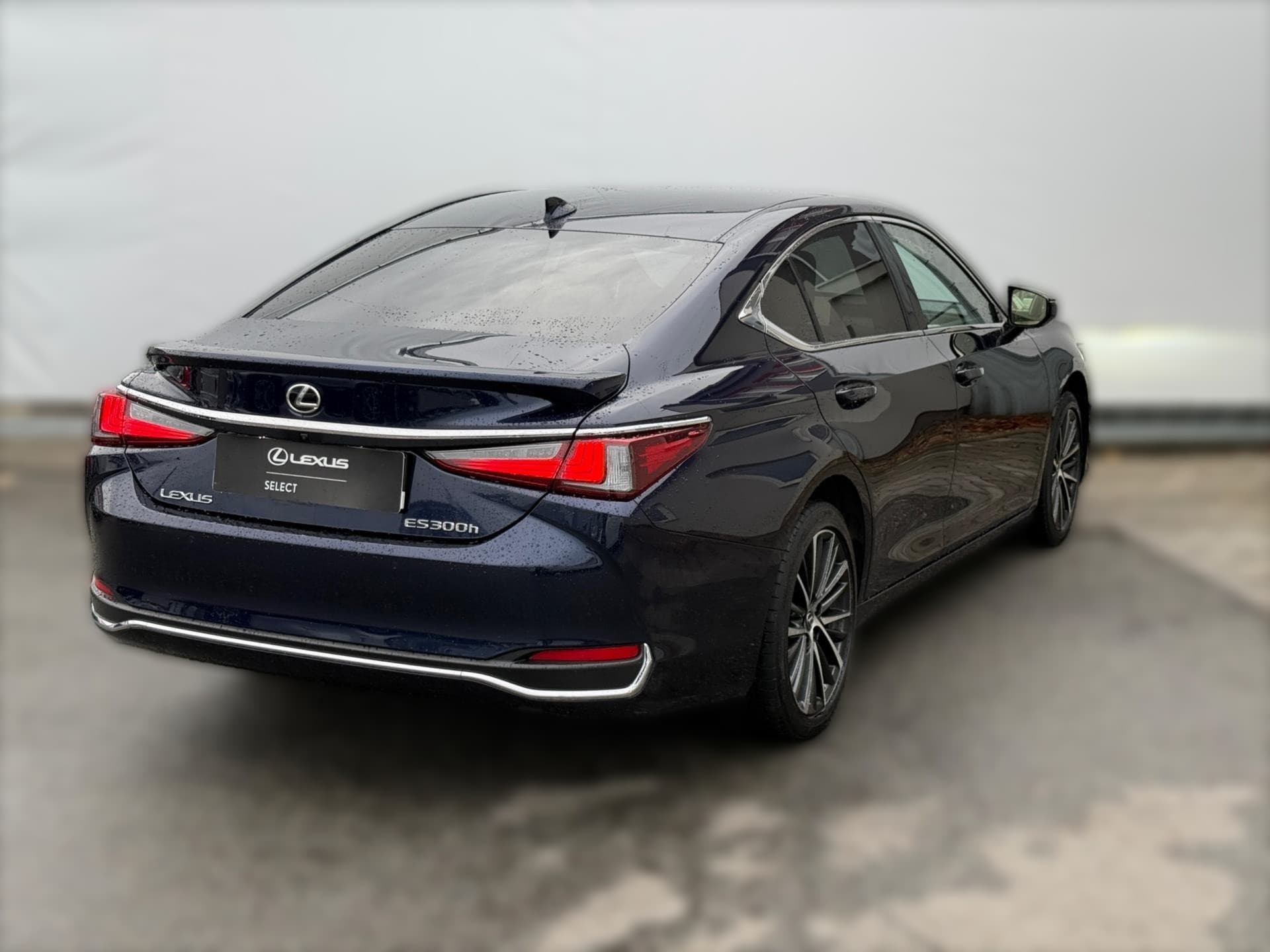 2023 Lexus ES 300h - 31 302 km - Fotka 1