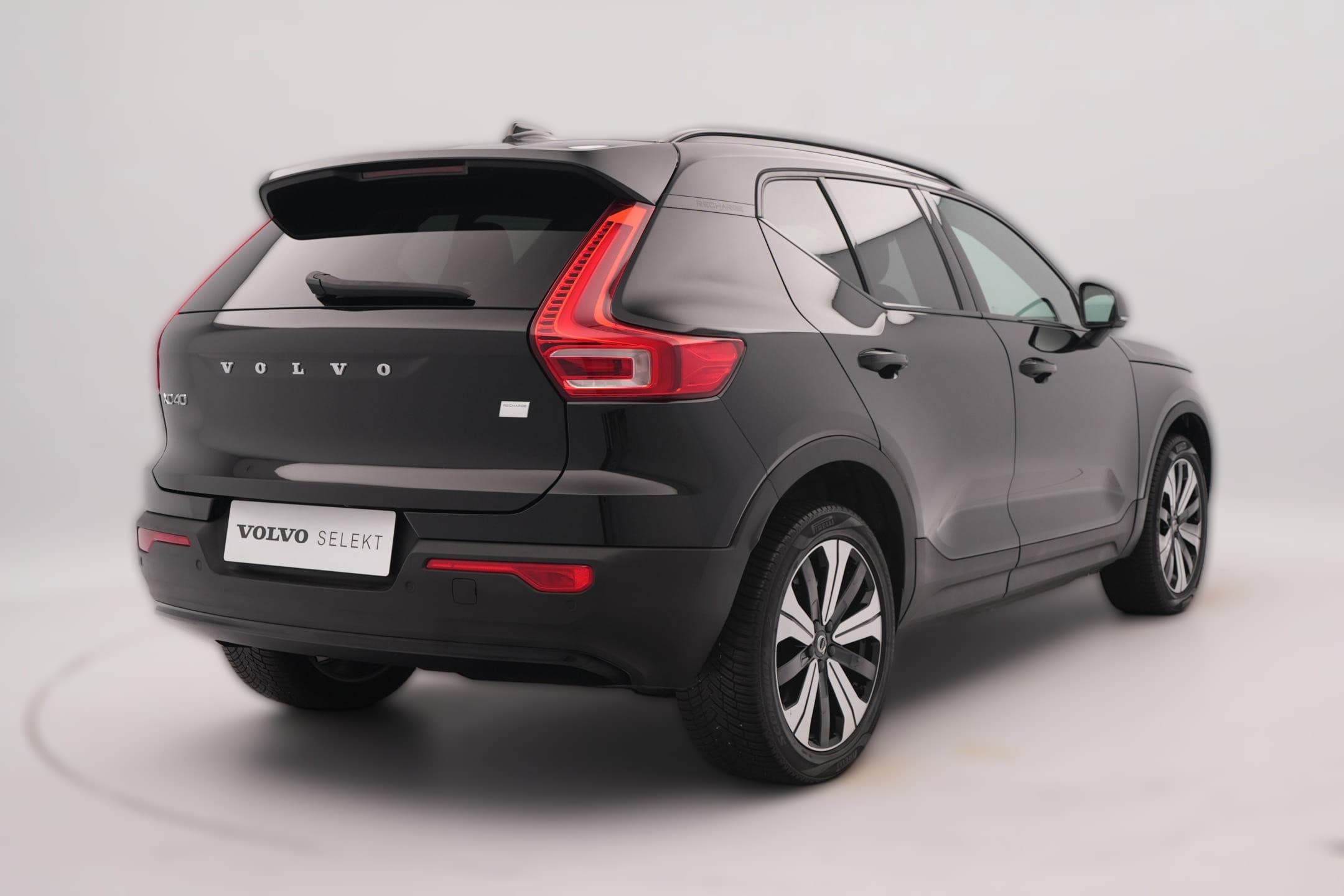 2023 Volvo Volvo XC40 Recharge - 34 899 km - Fotka 1