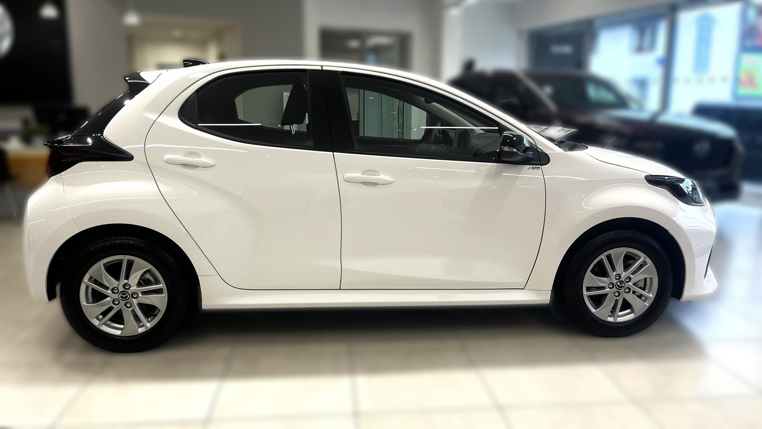 2025 Mazda 2 - 5 km - Fotka 1