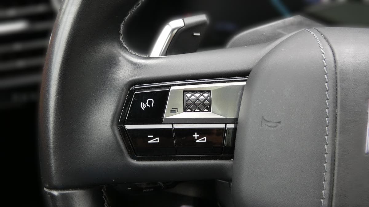 2021 DS DS 7 Crossback E-Tense - 97 708 km - Fotka 1