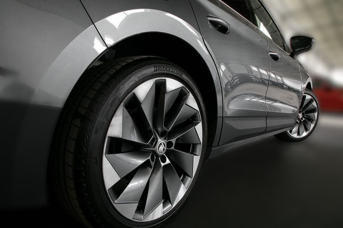 2023 Škoda Škoda Enyaq iV - 63 121 km - Fotka 1