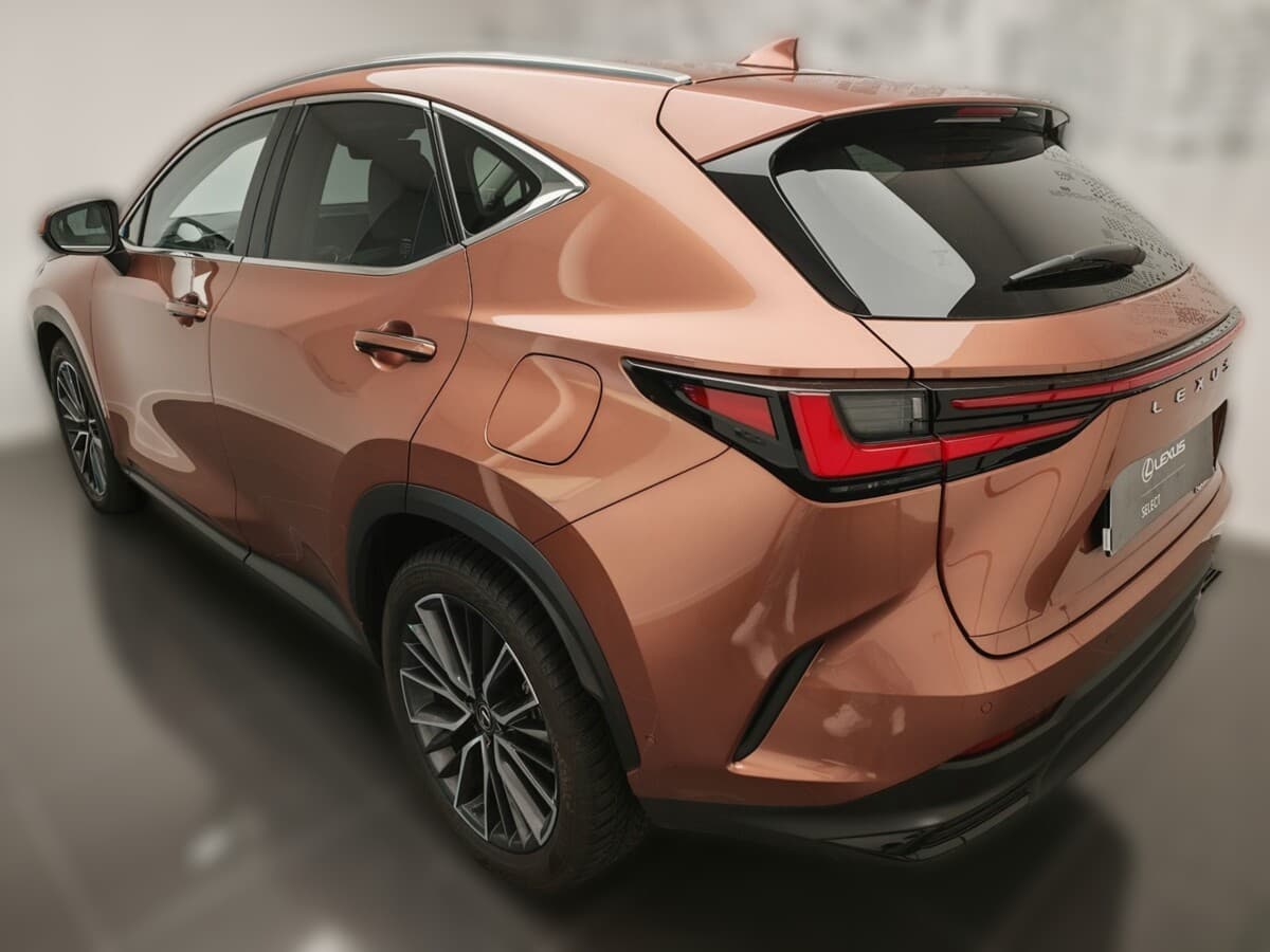 2024 Lexus Lexus NX 450h+ - 19 152 km - Fotka 1