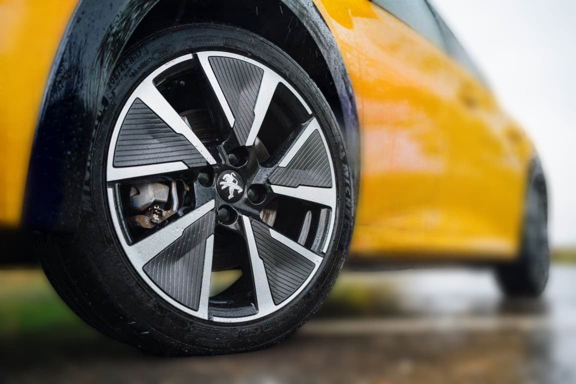 2021 Peugeot 208 - 75 571 km - Fotka 1