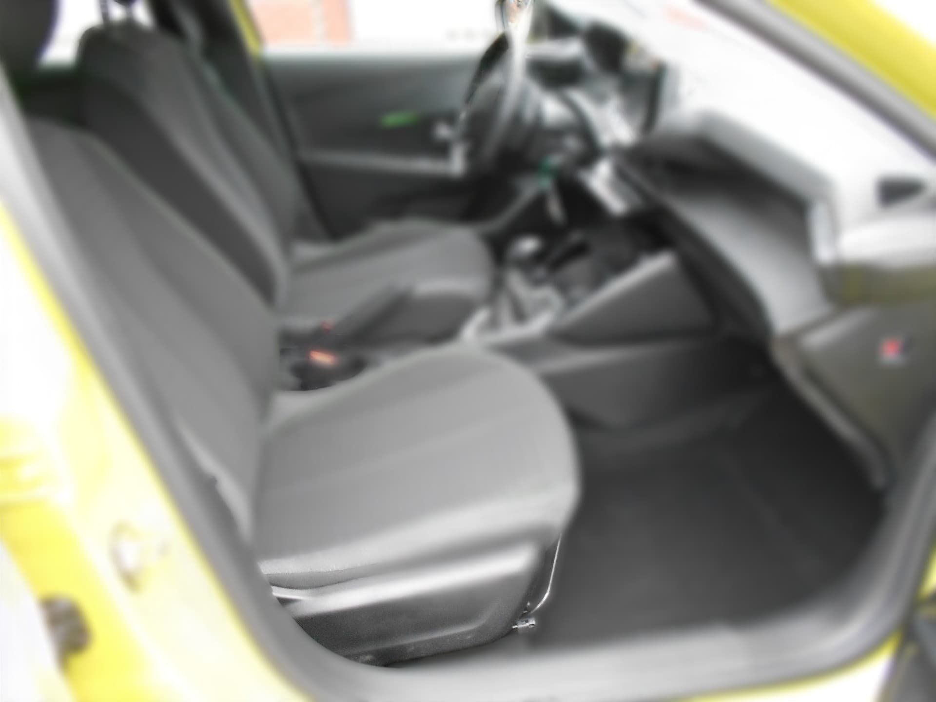 2025 Peugeot 208 - 10 km - Fotka 1