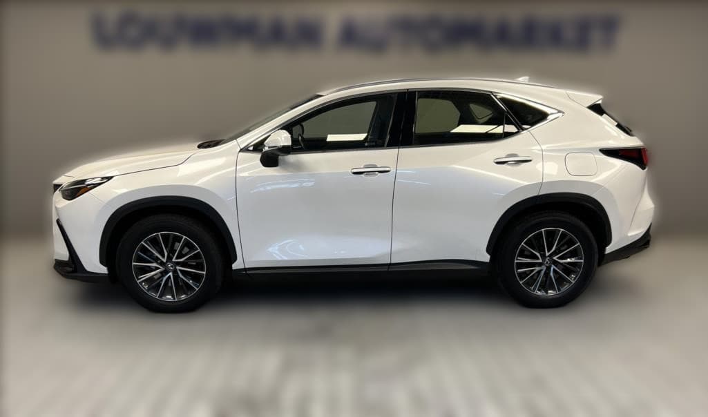 2024 Lexus Lexus NX 450h+ - 15 906 km - Fotka 1