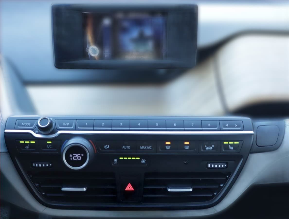 2016 BMW i3 - 100 136 km - Fotka 1