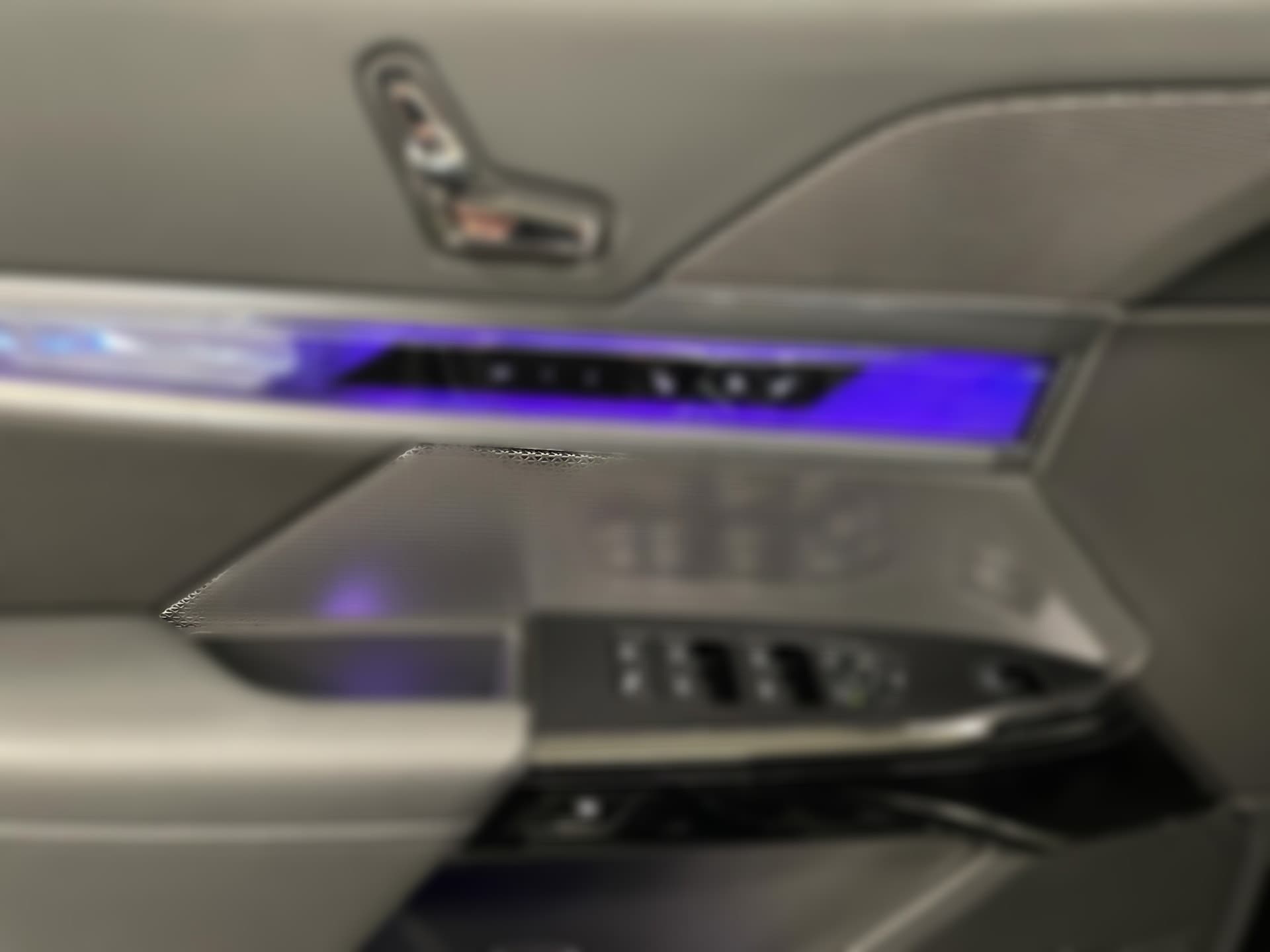 2023 BMW i7 - 14 890 km - Fotka 1