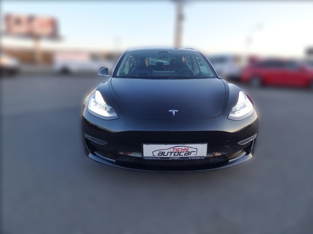 2019 Tesla Tesla Model 3 - 140 200 km - Fotka 1
