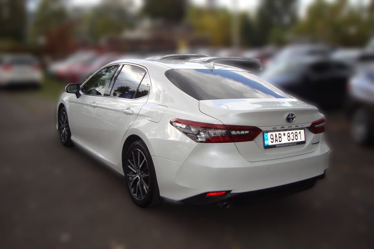 2022 Toyota Camry - 123 000 km - Fotka 1